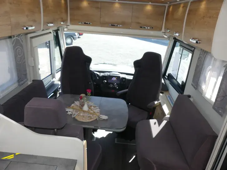 Fahrzeugbild Frankia F-Line I 740 GD Hubstützen/Vollausstattung #7