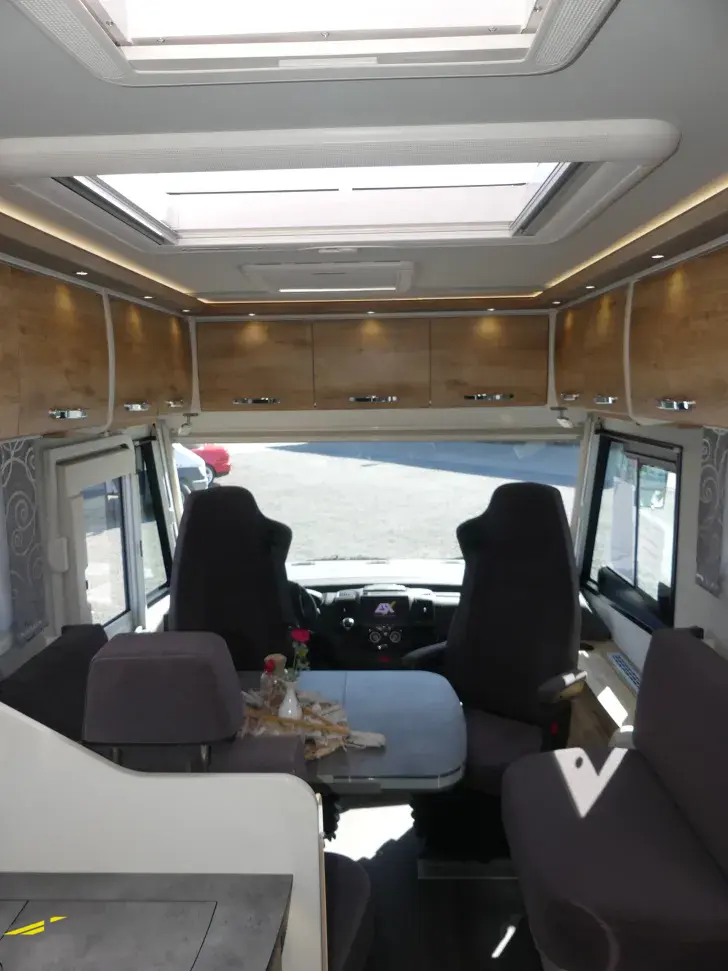 Fahrzeugbild Frankia F-Line I 740 GD Hubstützen/Vollausstattung #8