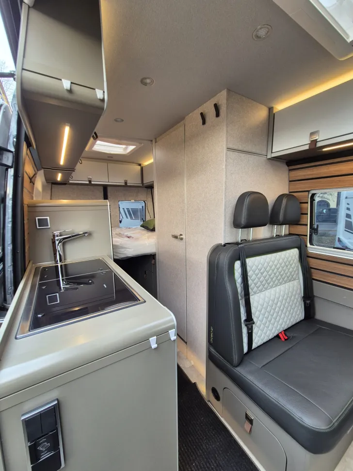 Fahrzeugbild Hymer Grand Canyon S CrossOver *LEDER*AHK* #8