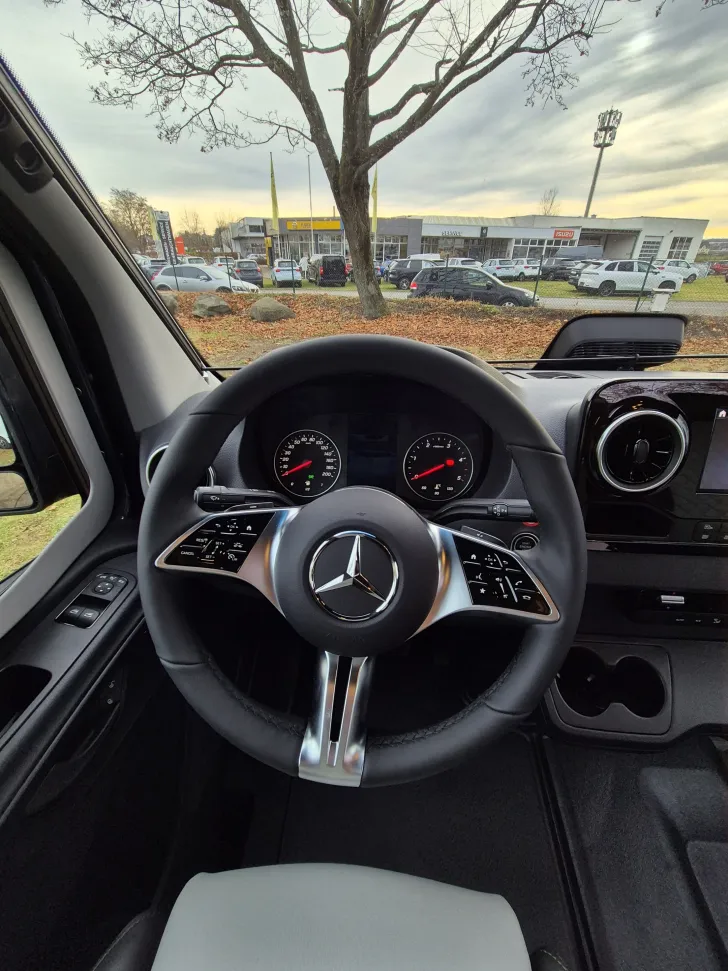 Fahrzeugbild Hymer Grand Canyon S CrossOver *LEDER*AHK* #11