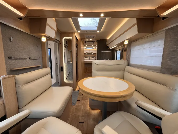 Fahrzeugbild Hymer B-ML I 890 *Vollluftfeder*Hubstützen*Autark* #8