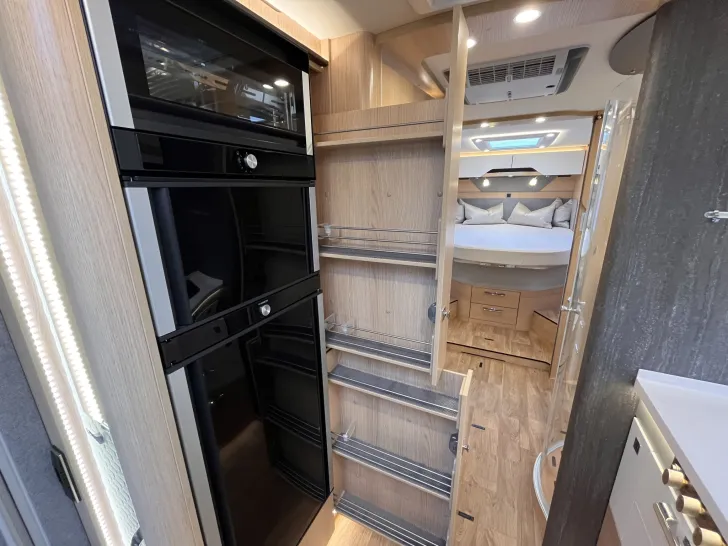 Fahrzeugbild Hymer B-ML I 890 *Vollluftfeder*Hubstützen*Autark* #19