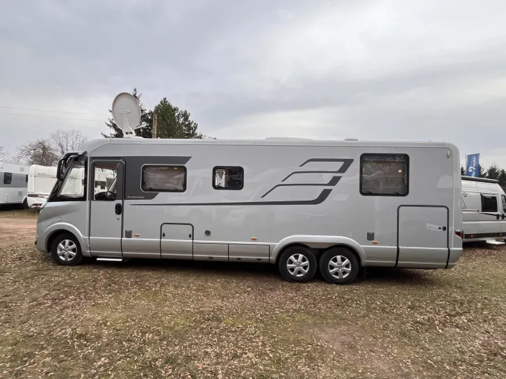 Fahrzeugbild Hymer B-ML I 890 *Vollluftfeder*Hubstützen*Autark* #44