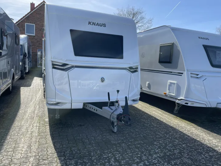 Fahrzeugbild Knaus AZUR 500 EU #3