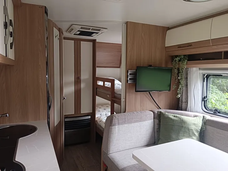 Fahrzeugbild Hobby De Luxe 545 KMF #5