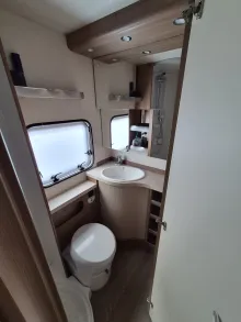 Fahrzeugbild Hobby De Luxe 545 KMF #7