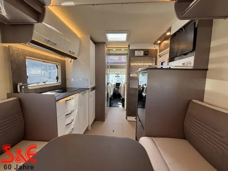 Fahrzeugbild Bürstner Lyseo TD 644 G #11