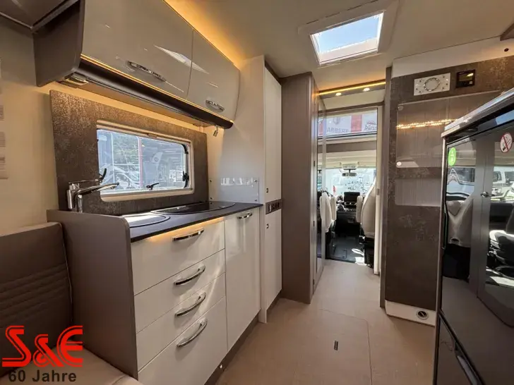Fahrzeugbild Bürstner Lyseo TD 644 G #12