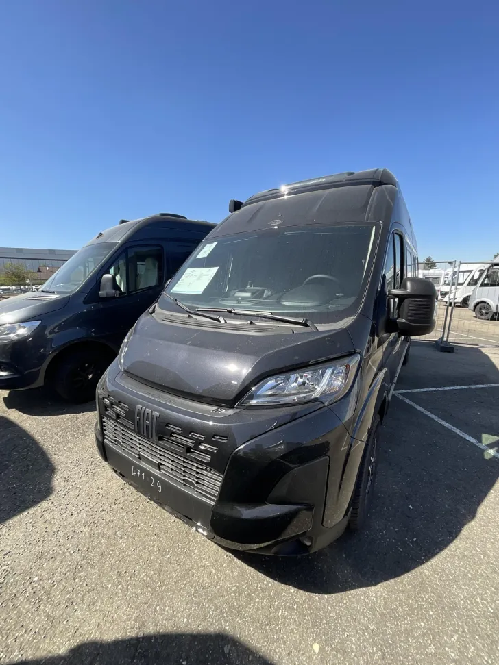 Fahrzeugbild Carado pro CV 600 AHK, Solar, Dieselheizung, Automatik #1
