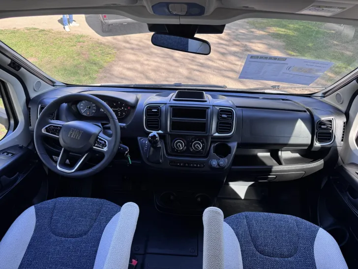 Fahrzeugbild Weinsberg CaraSuite 650 MF #7
