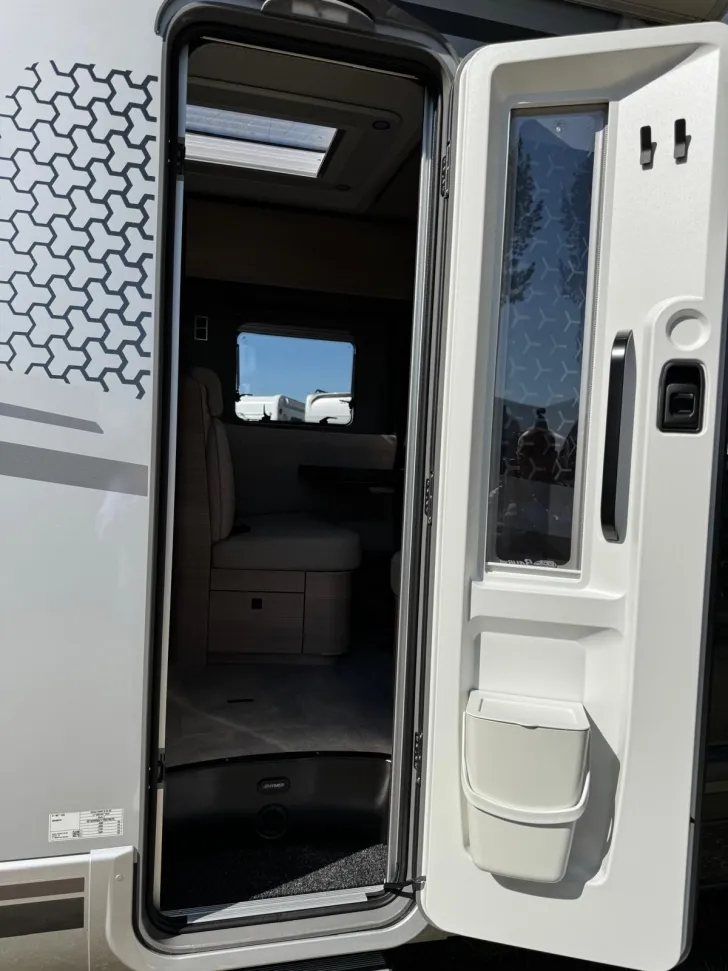 Fahrzeugbild Hymer B-MC T 680 *Premium*Dieselheizung* #19