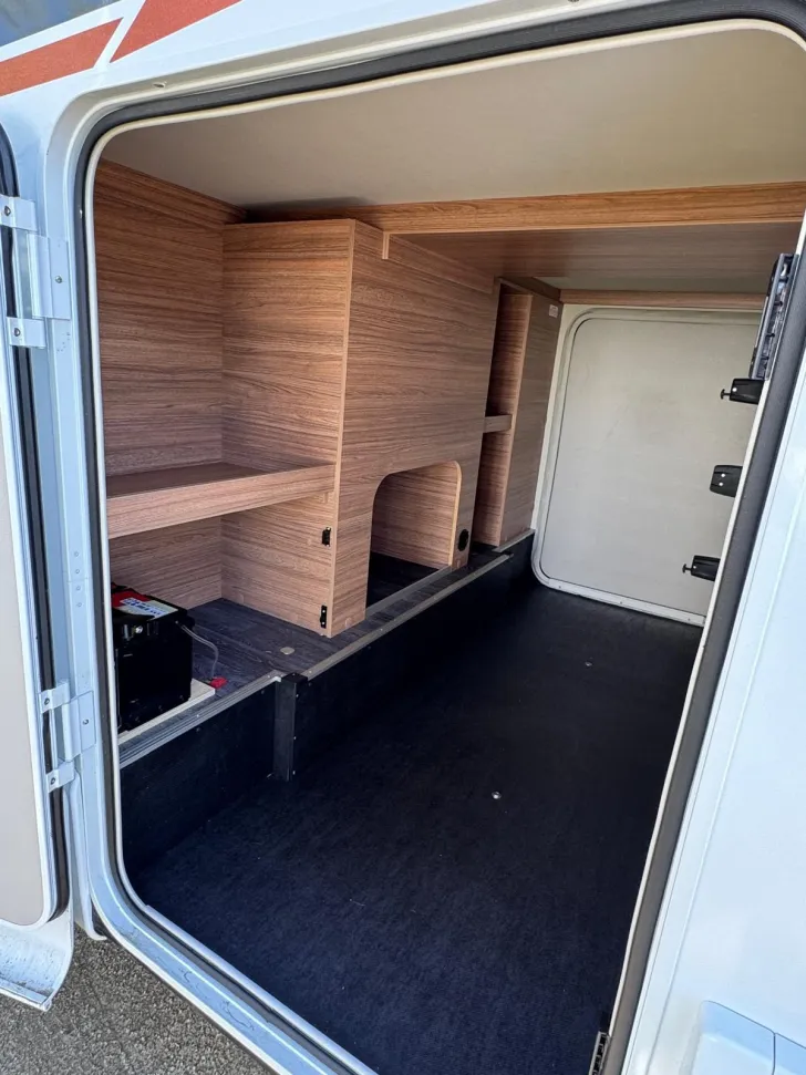 Fahrzeugbild Weinsberg CaraCompact 640 MEG MB EDITION [PEPPER] #23