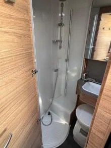 Fahrzeugbild Weinsberg CaraCompact 640 MEG MB EDITION [PEPPER] #26