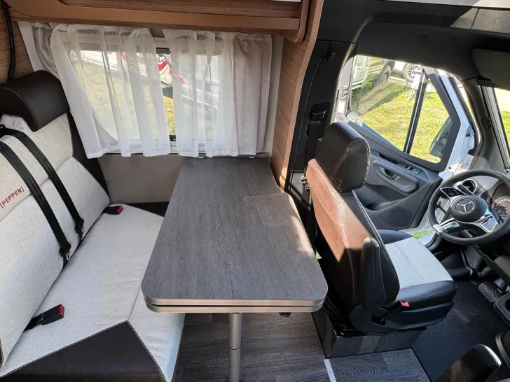 Fahrzeugbild Weinsberg CaraCompact 640 MEG MB EDITION [PEPPER] #28