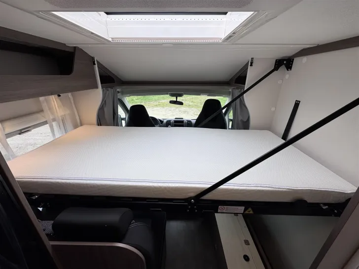 Fahrzeugbild Carado V347 *Bettenumbau*Holzrost*Basic-Paket* #24