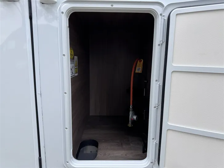 Fahrzeugbild Carado V347 *Bettenumbau*Holzrost*Basic-Paket* #27