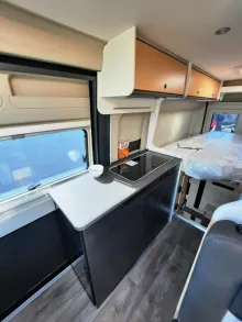 Fahrzeugbild Sunlight Camper Van Cliff 640 X Verfüg./Sparen Sie 2.902,- € #11