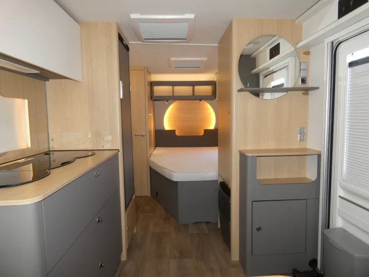 Fahrzeugbild LMC Tandero 480 D - Mover, Dusche - gepflegt - #7