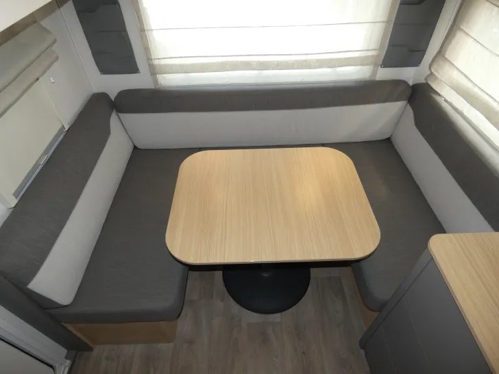 Fahrzeugbild LMC Tandero 480 D - Mover, Dusche - gepflegt - #9