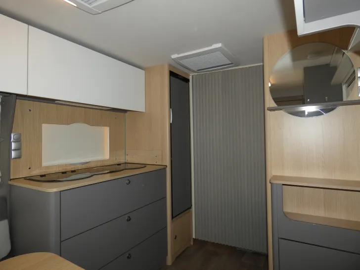 Fahrzeugbild LMC Tandero 480 D - Mover, Dusche - gepflegt - #11