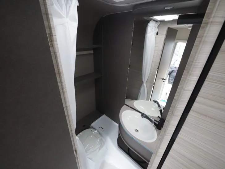 Fahrzeugbild Dethleffs C'Joy Active 420 QSH, Modell 2026 #16