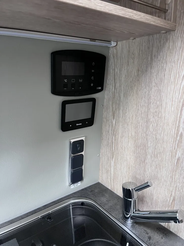 Fahrzeugbild Pössl Vario 545, Winterpaket, Markise, Ambilight, uvm. #14