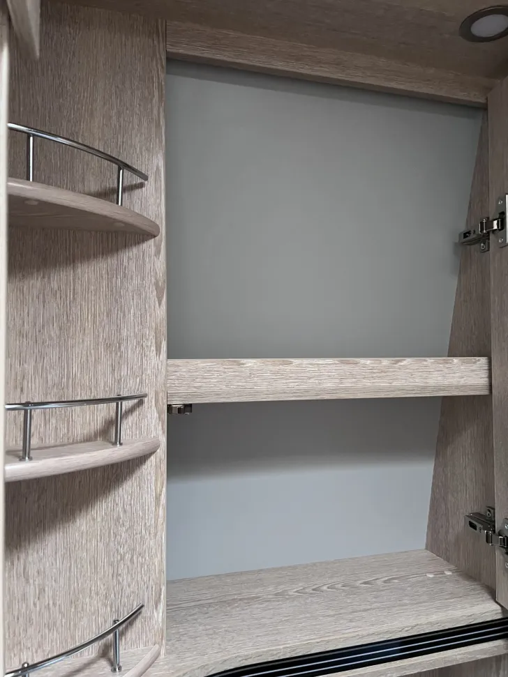 Fahrzeugbild Pössl Vario 545, Winterpaket, Markise, Ambilight, uvm. #26