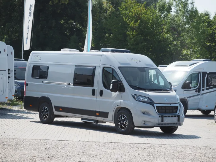 Fahrzeugbild Roadcar R 640, 2. Batterie, Markise, Radträger uvm. #2