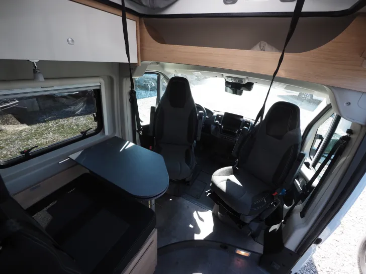 Fahrzeugbild Roadcar R 640, Automatik, Premiumpaket, Aufstelldach #12