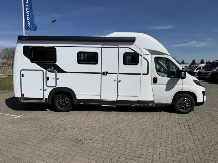 Fahrzeugbild Bürstner Signature SFT 7.1 #25