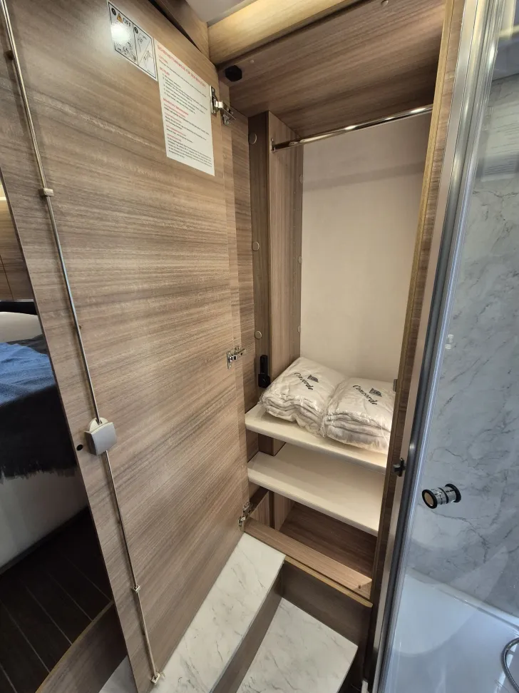 Fahrzeugbild Concorde Liner 1090 GIO *Actros*Sonderlackierung* #33