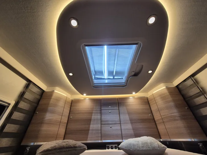 Fahrzeugbild Concorde Liner 1090 GIO *Actros*Sonderlackierung* #41