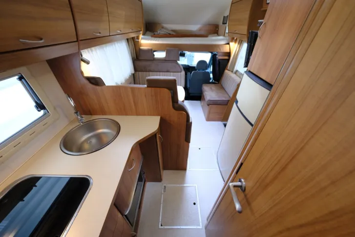Fahrzeugbild Eura Mobil Profila A 685 VB/Etagenbetten/Garage/Klima/Solar #11