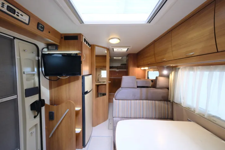 Fahrzeugbild Eura Mobil Profila A 685 VB/Etagenbetten/Garage/Klima/Solar #12