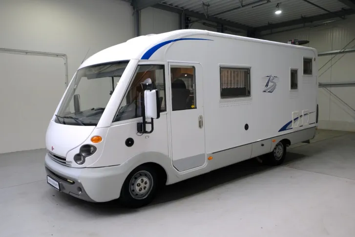 Fahrzeugbild Bürstner Elegance I 640/Festbett/Hubbett/Markise/Garage #3