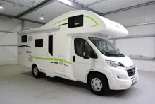 Fahrzeugbild Forster A 699 HB / Festbett / Garage / 6 Schlafplätze #2