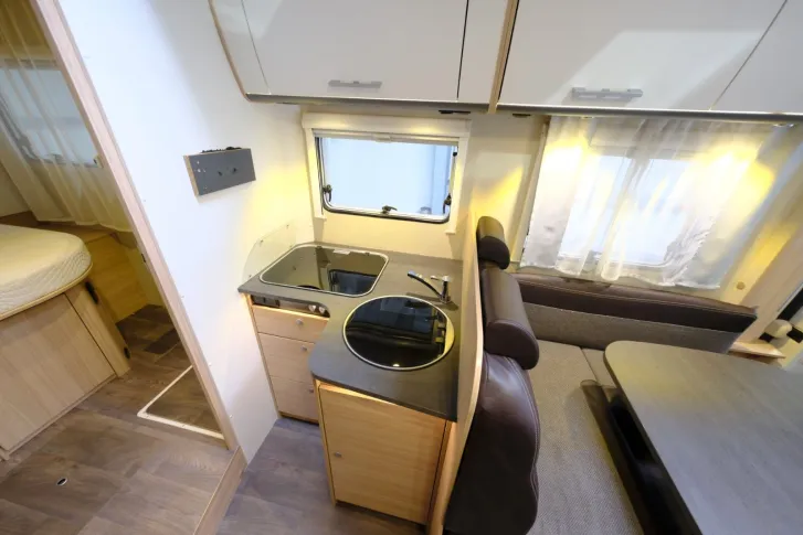 Fahrzeugbild Sunlight I 69 L active/Queensbett+Hubbett/Klima/Solar/TOP #14