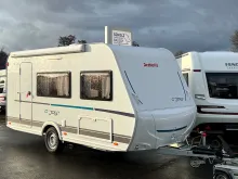 Fahrzeugbild Dethleffs c' joy 420 QSH mit Mover +Markise #4