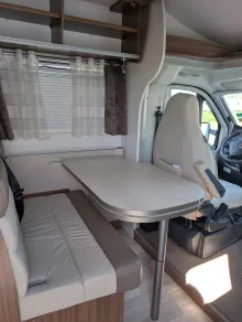 Fahrzeugbild Pilote Pacific P740GJ Essentiel 148 PS / Schalter G9094 #7