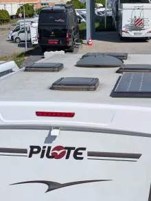 Fahrzeugbild Pilote Pacific P740GJ Essentiel 148 PS / Schalter G9094 #3