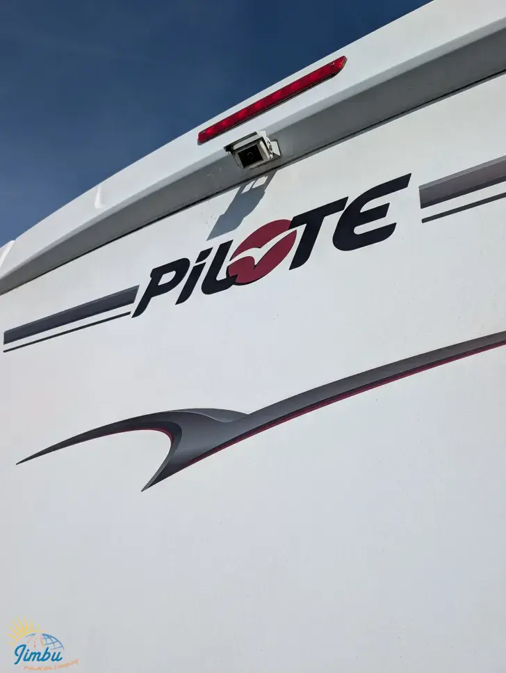 Fahrzeugbild Pilote Pacific P740GJ Essentiel 148 PS / Schalter G9094 #14