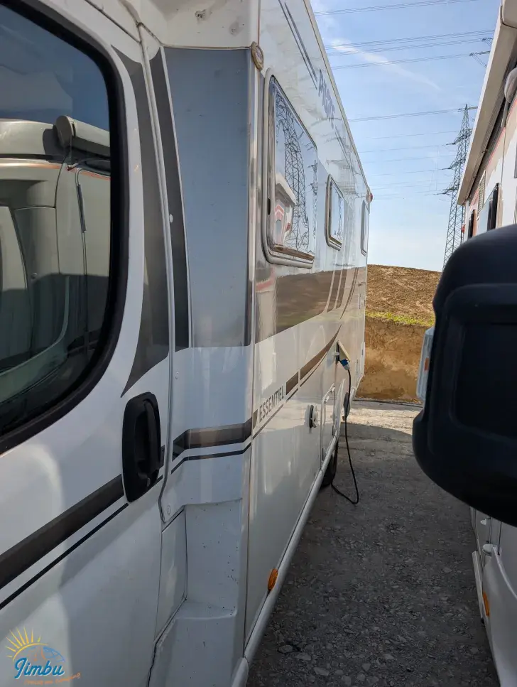 Fahrzeugbild Pilote Pacific P740GJ Essentiel 148 PS / Schalter G9094 #15