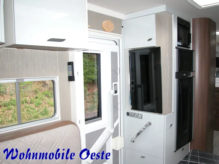 Fahrzeugbild Bürstner Elegance I 910 G #6