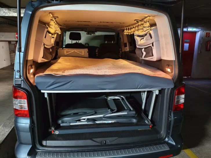 Fahrzeugbild VW T5 MULTIVAN Scheckheftgepflegt #6