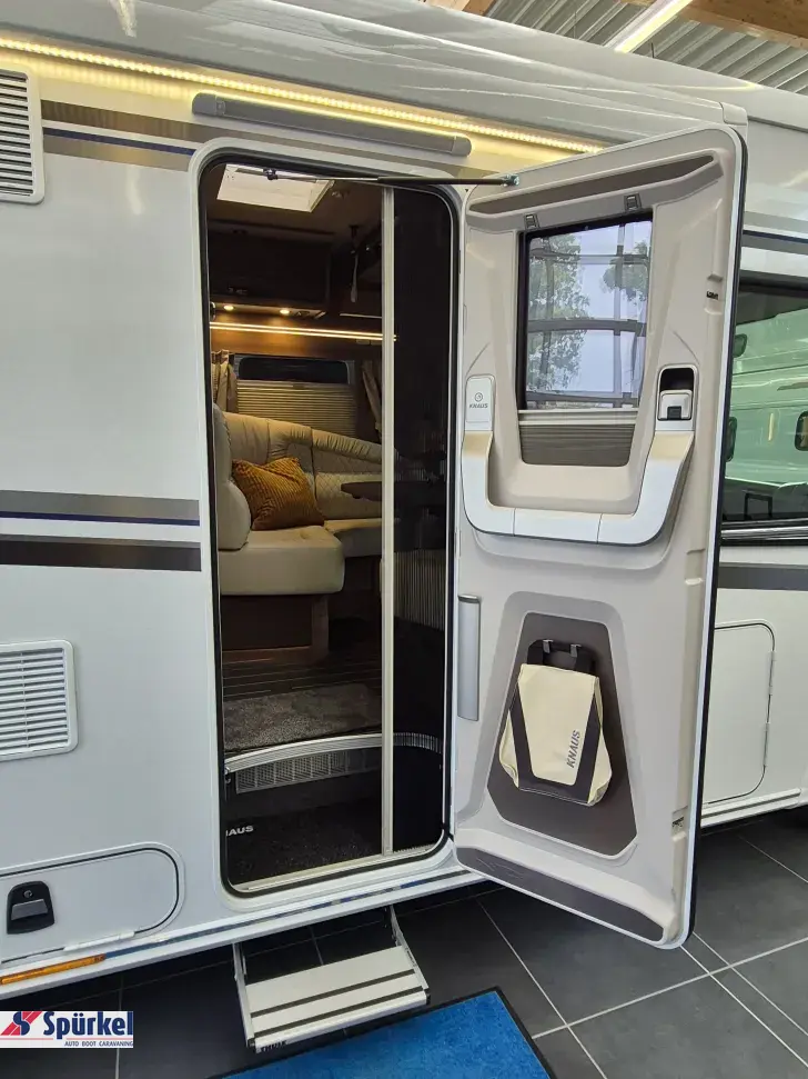 Fahrzeugbild Knaus Sun I 700 LEG *180*Automatik*5-Pakete*Klima* #29