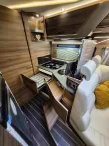 Fahrzeugbild Knaus Sun I 700 LEG *180*Automatik*5-Pakete*Klima* #14