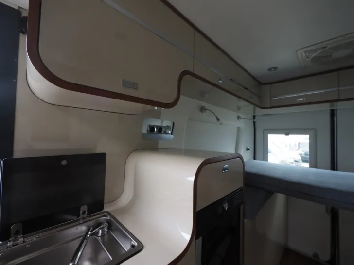 Fahrzeugbild Sonstige Vision Camper, Alarm, SAT/TV, Solar, AHK, uvm. #10