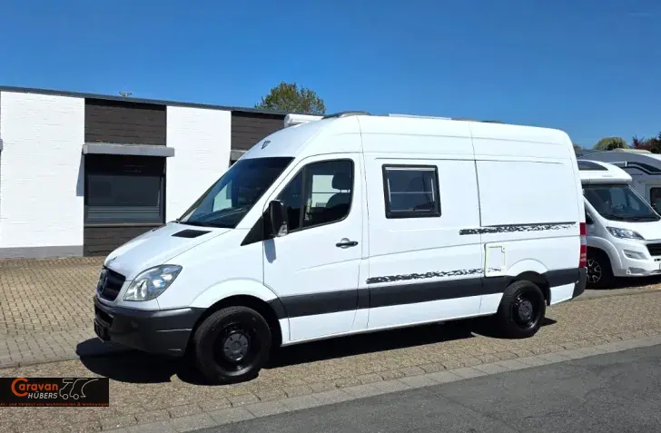 Fahrzeugbild HRZ Holiday Beach Mercedes-Benz #1