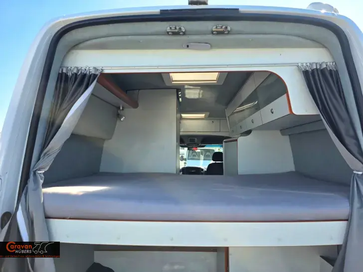Fahrzeugbild HRZ Holiday Beach Mercedes-Benz #28