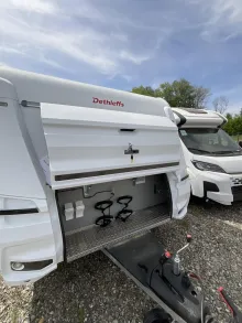 Fahrzeugbild Dethleffs Camper 540 QMK Auflastung, Autarkpa,Kinderbetten #7